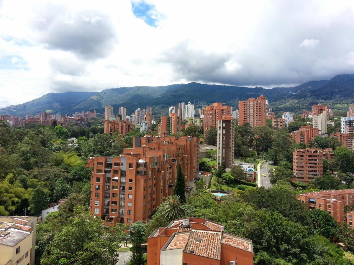 Edificio La Frontera Loft Medellín Exterior foto
