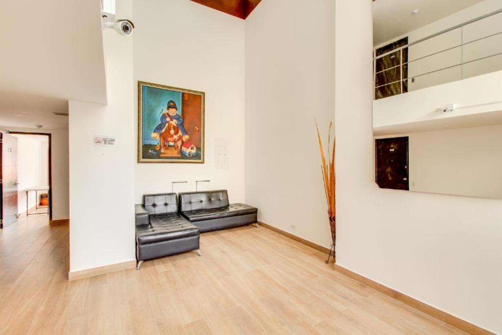Edificio La Frontera Loft Medellín Exterior foto