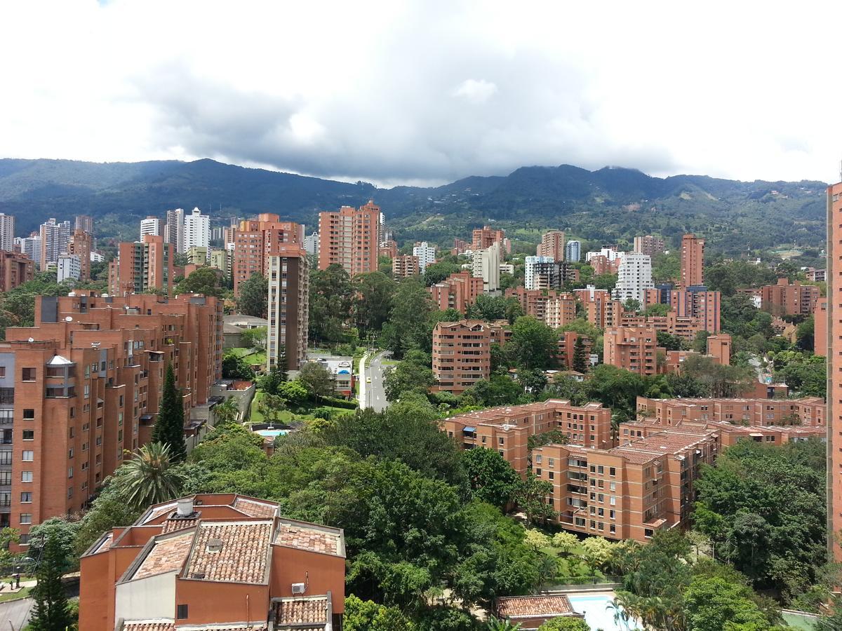 Edificio La Frontera Loft Medellín Exterior foto